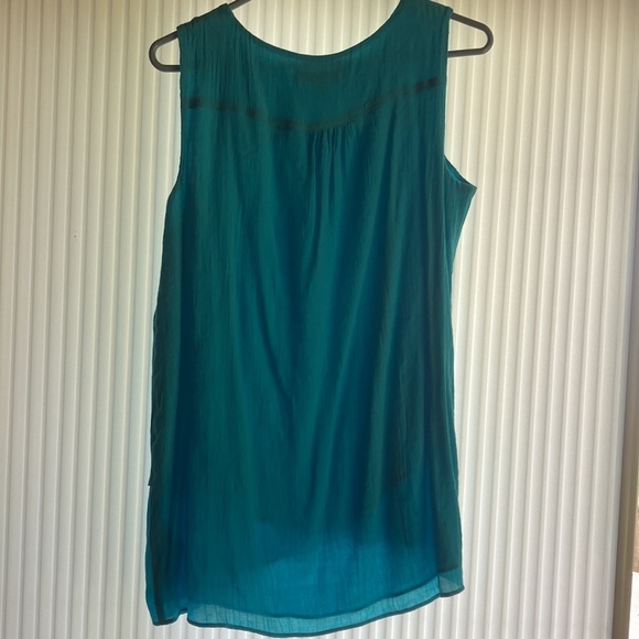 EUC Ladies sleeveless top - Picture 4 of 6